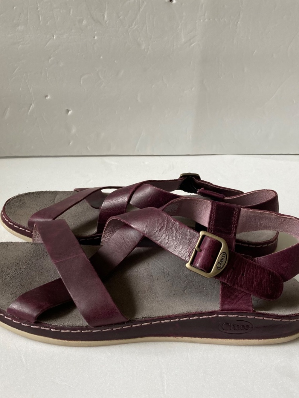 Chaco women’s leather strappy sandals - Picture 5 of 7
